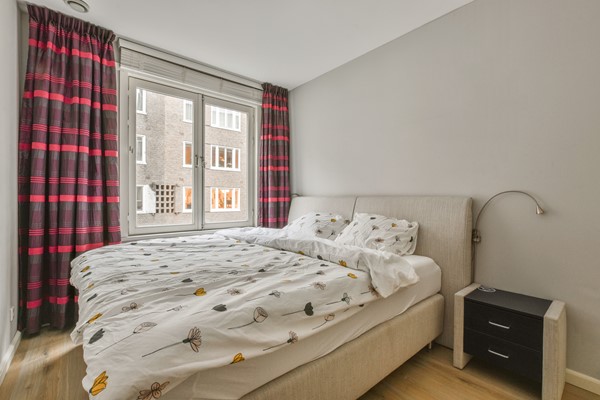 Medium property photo - Karel du Jardinstraat 12-1, 1072 SH Amsterdam